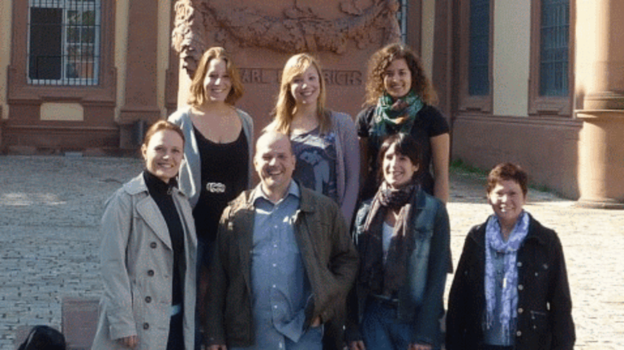 HWS 2010 Gruppenbild des Lehrstuhls vor dem Schloss, HWS 2010