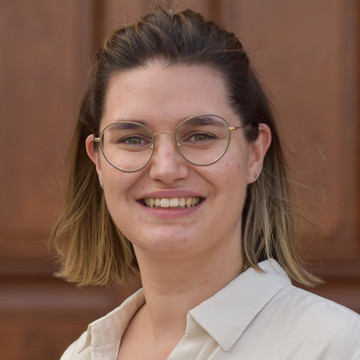 Dr. Sophie Scharf