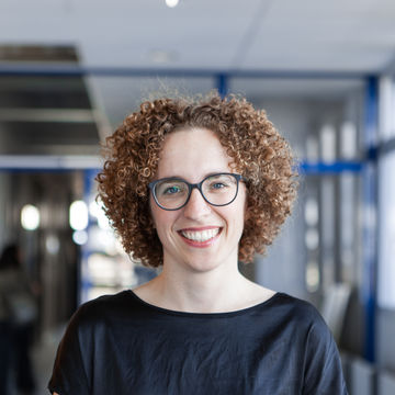Dr. Anne Casper