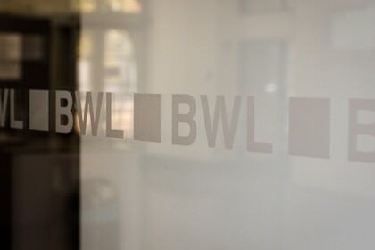 BWL Eingang Glastür