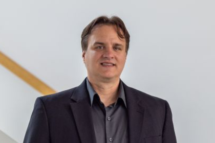 Portraitfoto von Prof. Marc Ratkovic