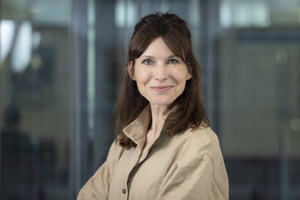 Fotos van Prof. Sarah Geber