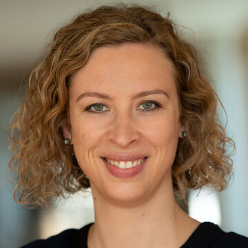 Dr. Anja Greinacher