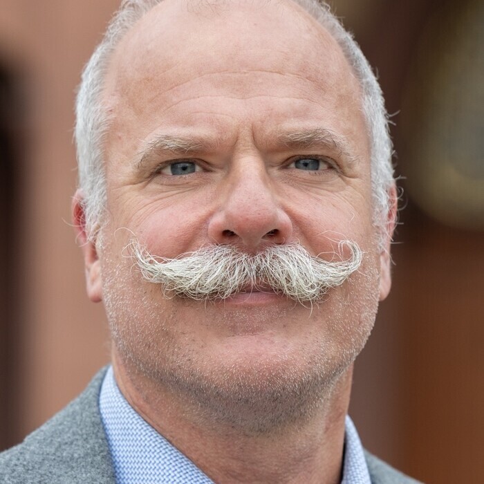 Dr. Julian Dierkes, der neue Dekan der Fakultät für Sozialwissenschaften