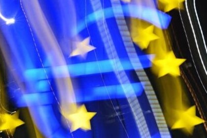 Bild von Euro Zeichen mit Sternen