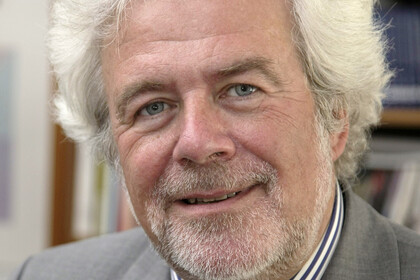 Prof. Dr. Jochen Hörisch